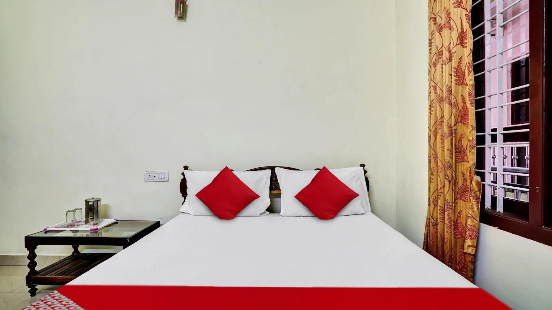*** מלון מונאר Oyo Flagship Ammu Cottage הודו